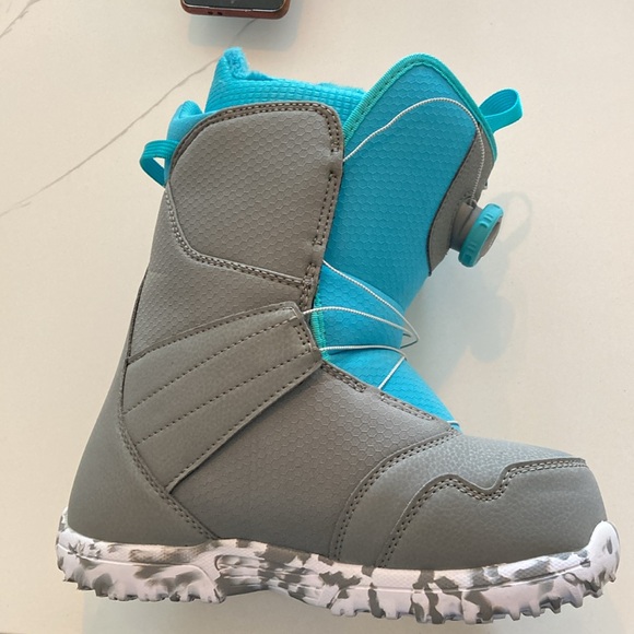 Kids' Burton Zipline BOA® Snowboard Boots: Size 7K - Picture 3 of 3